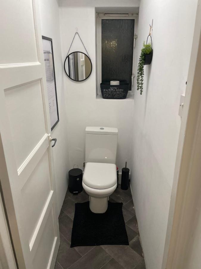 Lovely 2Bedroom 4Mins From Wimbledon Station Londres Exterior foto