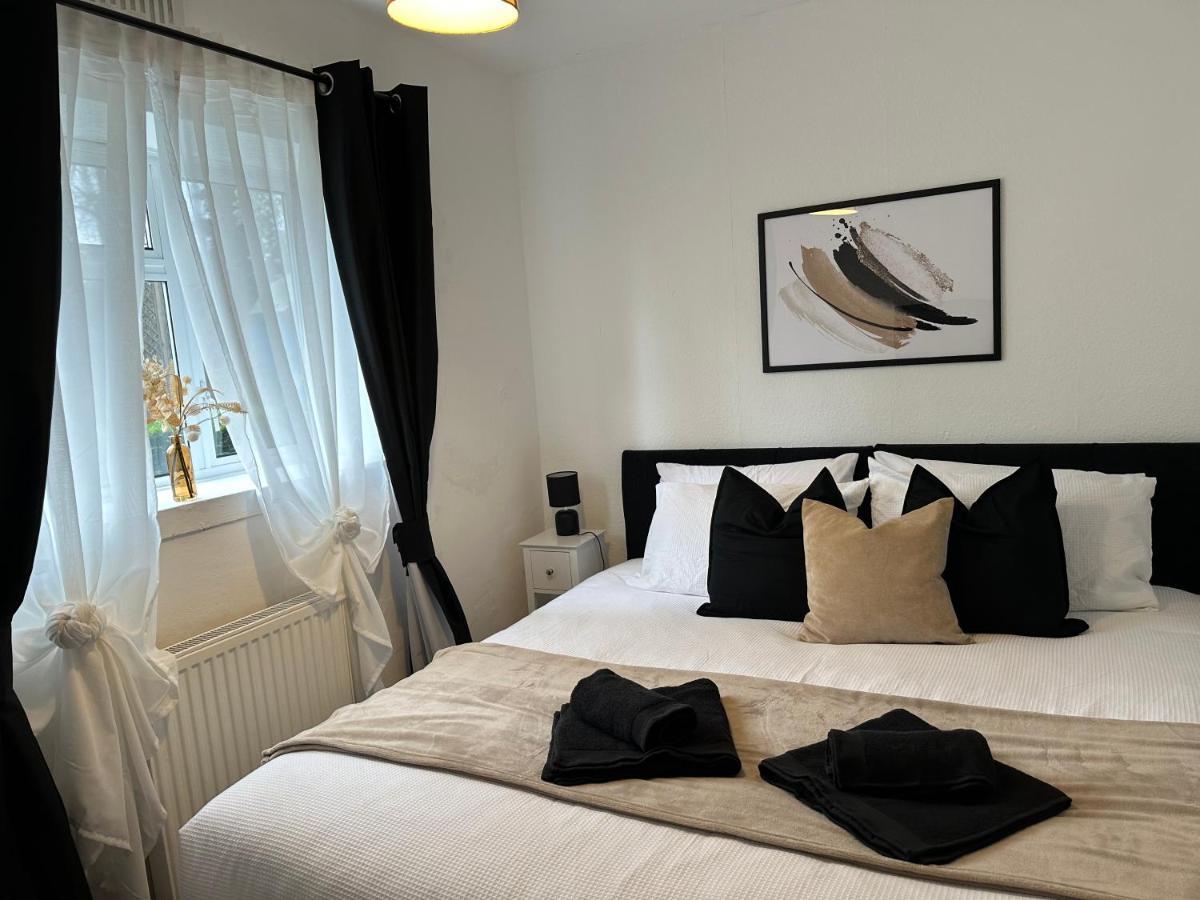 Lovely 2Bedroom 4Mins From Wimbledon Station Londres Exterior foto