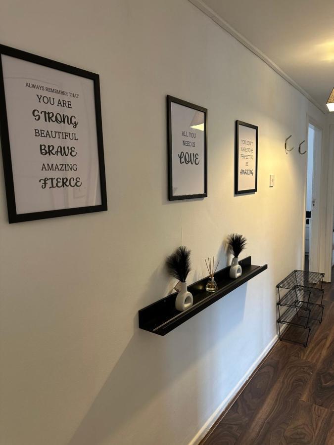 Lovely 2Bedroom 4Mins From Wimbledon Station Londres Exterior foto